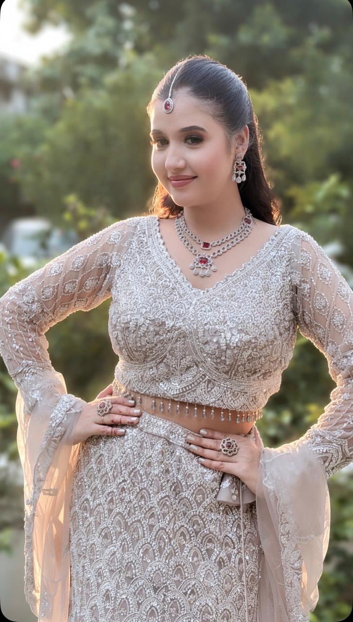 Dazzy Tripathi - Miss Uh Celebrity Choice